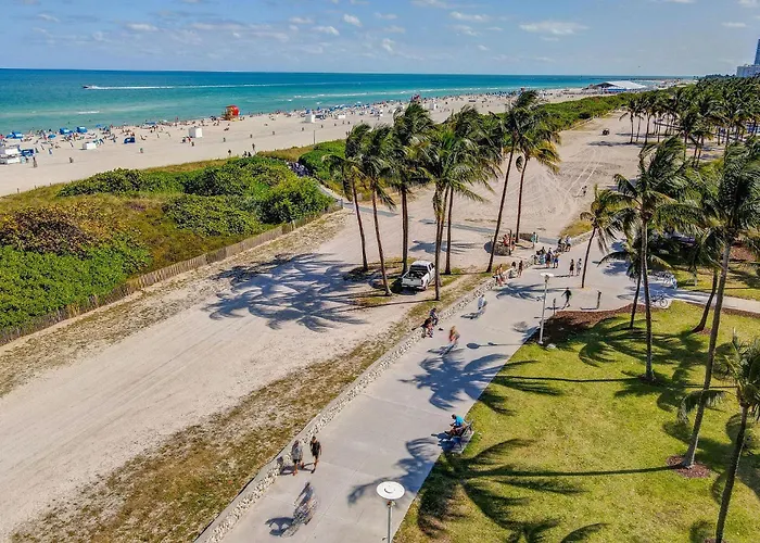 Chic Large Studio Apt Near Ocean Drive South Beach